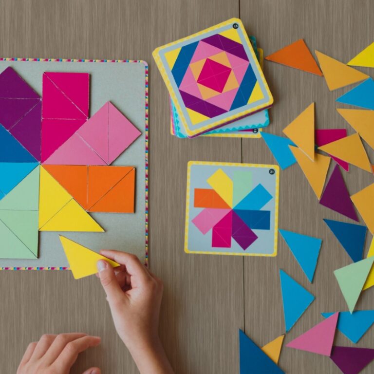 eeboo Design Board Game, Challenges with Form and Color