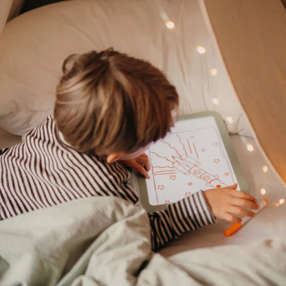 KIDYWOLF: Tablet ζωγραφικής με φως, 2 όψεων με οθόνη LΕD & μαυροπίνακα- Επαναφορτιζόμενο