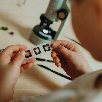 KIDYWOLF: Παιδικό φορητό μικροσκόπιο με δείγματα & εργαλεία