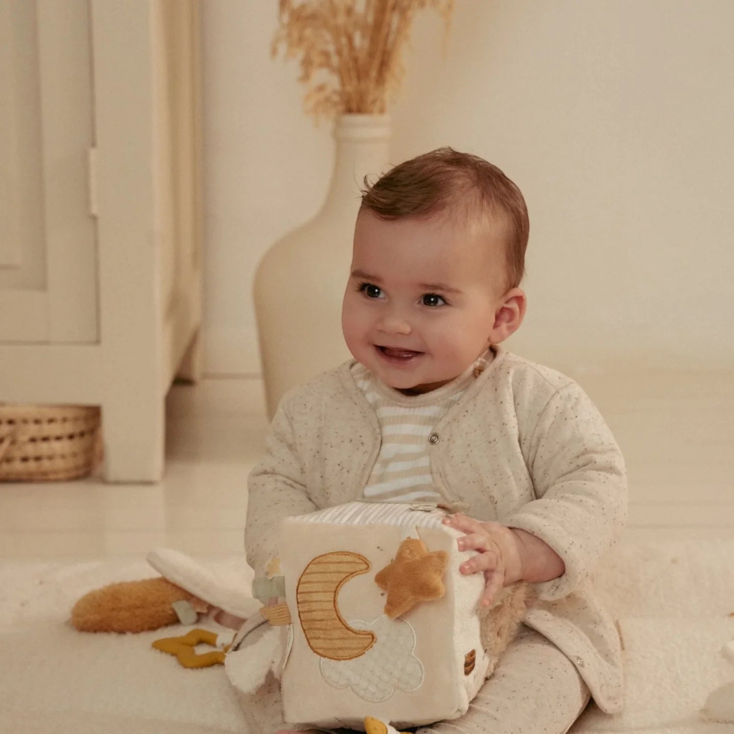 Little Dutch Υφασμάτινος κύβος δραστηριοτήτων Newborn Naturals GRS