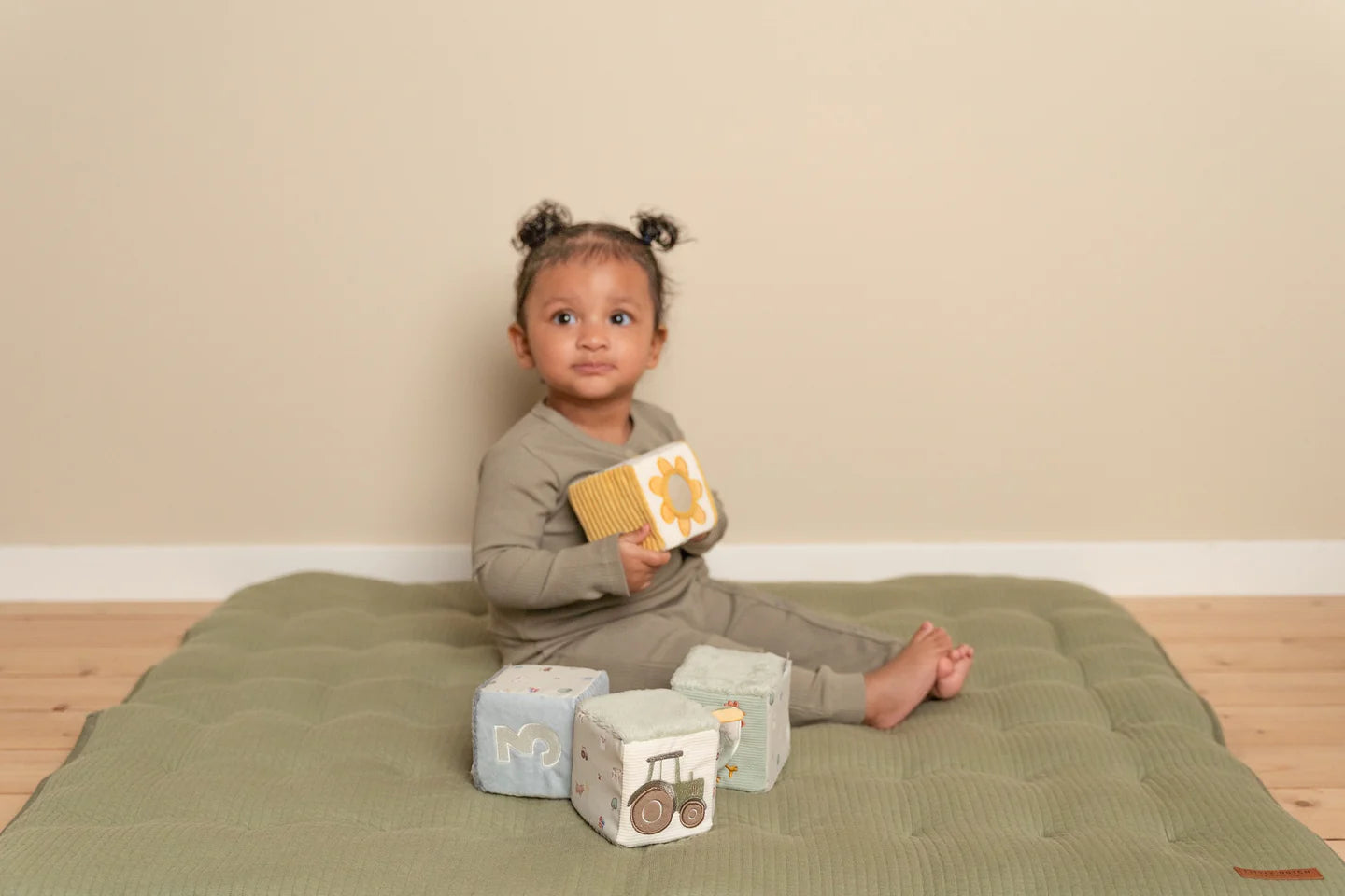 Little Dutch Σετ παιχνιδιού με υφασμάτινους κύβους Little Farm