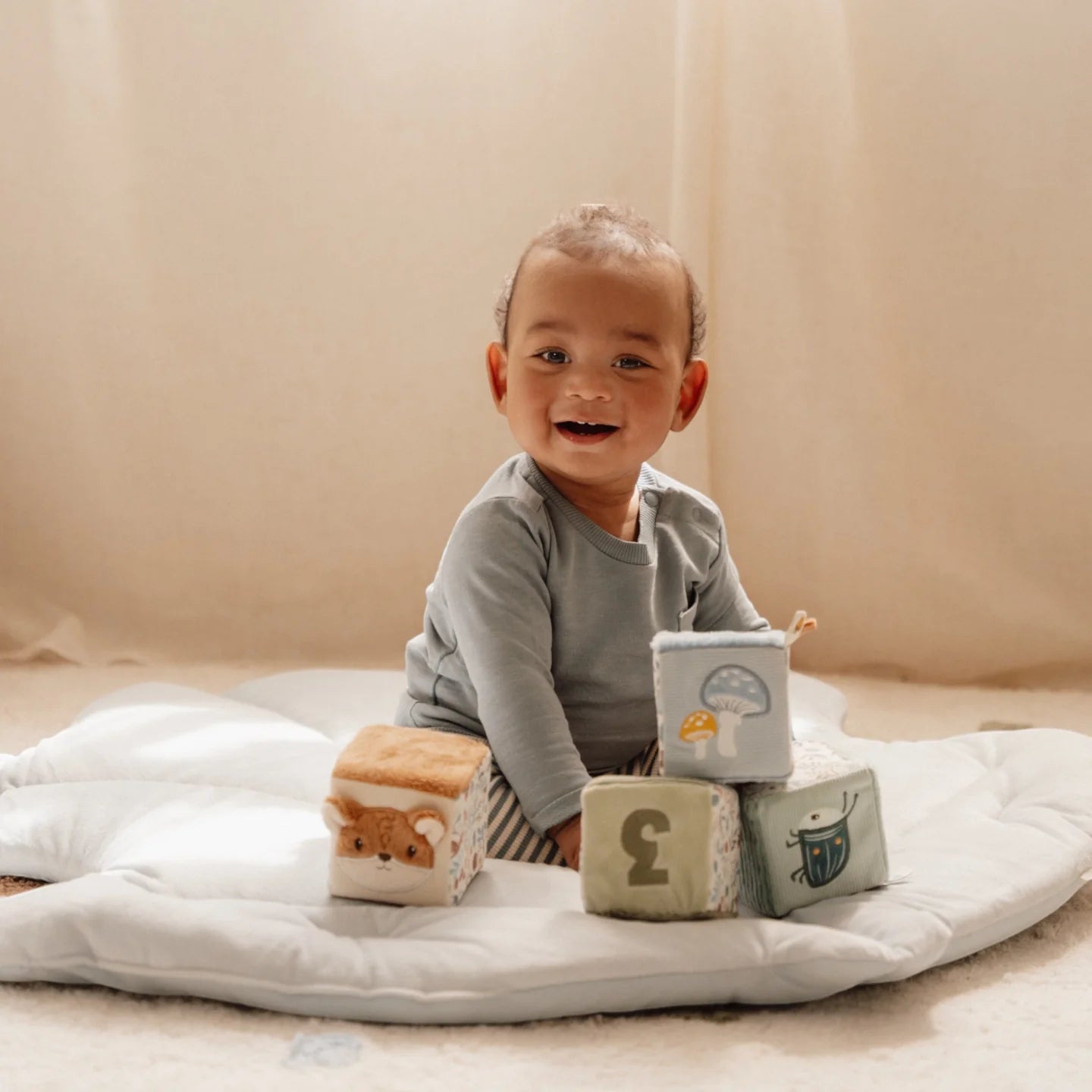 Little Dutch Σετ παιχνιδιού με υφασμάτινους κύβους Forest Friends