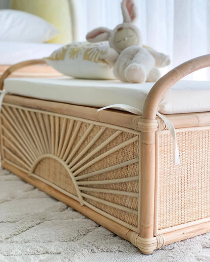 Αποθηκευτικό σκαμπό Rattan